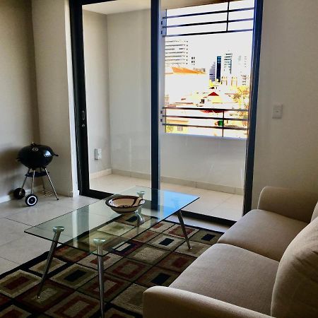 City Junction Appartement Windhoek Buitenkant foto