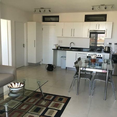 City Junction Appartement Windhoek Buitenkant foto