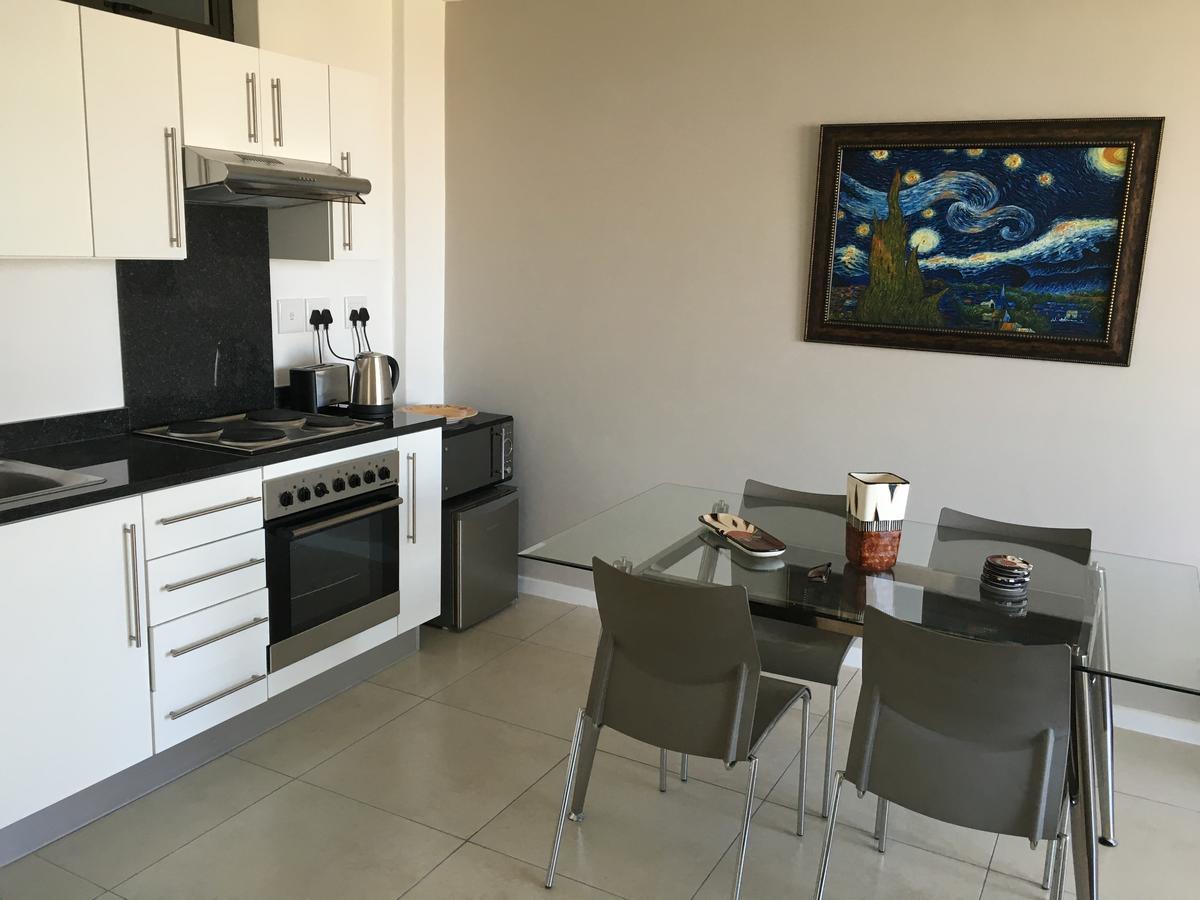 City Junction Appartement Windhoek Buitenkant foto